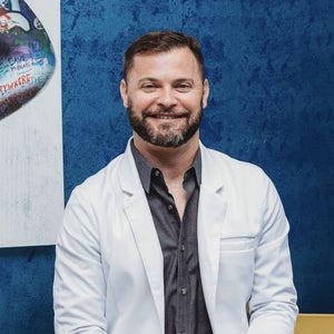 blured Rick Young, CRNA