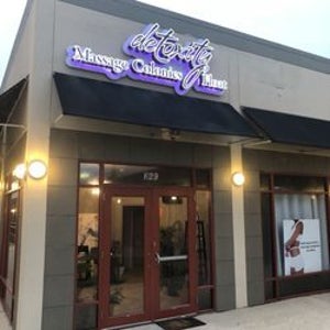 Detoxity Spa - Lymphatic Drainage Massage