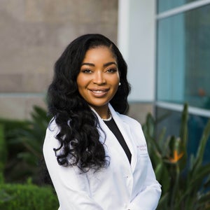 Dr. Regine Mathieu