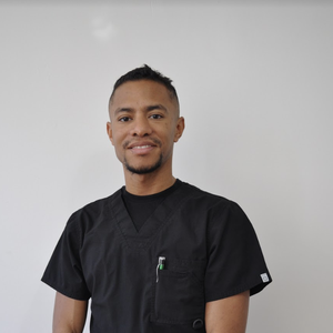 blured Douglas Blanco