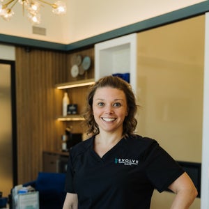 Lindsay Hall