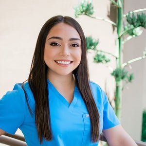 Isa Perez, CLT