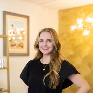 Carolyn Lyon