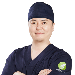 blured Dai Young Kim, MD