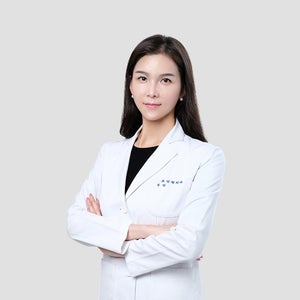 blured Dr. Seung Hyun Lee