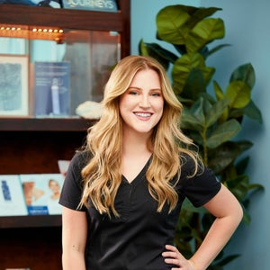 Kayla Dove