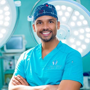 blured Pablo Garcia, MD - Account Suspended