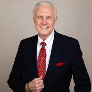 blured E. Gaylon McCollough, MD