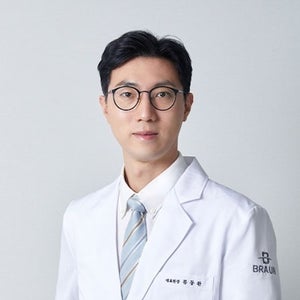 blured Dong-Wan Ryu, MD