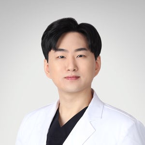 Kwang Sik Yoo M.D.