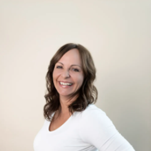 Amy Watt, CST