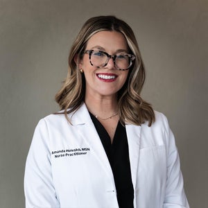 blured Amanda Holesko