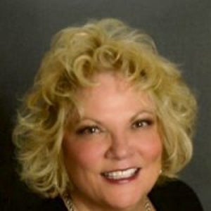 blured Cela Doppelt, MD