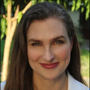 Leanne Cross, MD