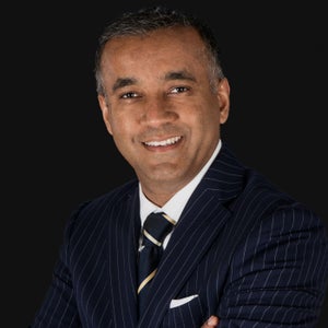 Fateh Ahmad, MBBS, MD, FRCS(Plast)