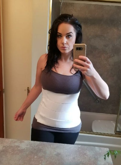 Hospital binder vs waist trainer. Does it matter? (Photo)