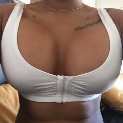21 Years Old 34A - 38DD - Las Vegas, NV - Review - RealSelf