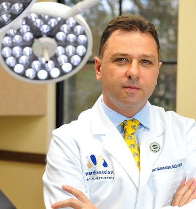 blured Mardirossian Facial Aesthetics profile