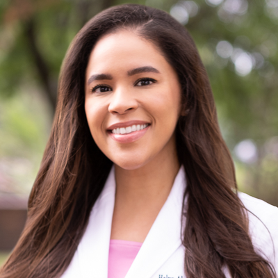 Helyn Alvarez, MD Reviews, Before And After Photos, Answers - RealSelf