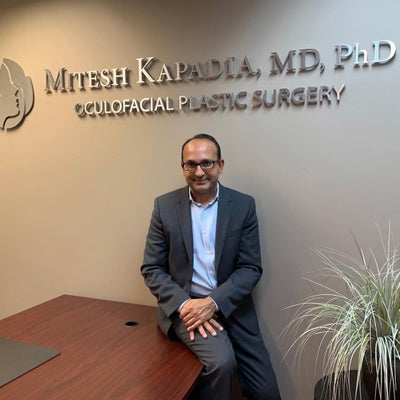 Boston Eyelid Surgery - Boston