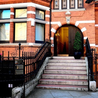 Dr. Rita Rakus Clinic - London