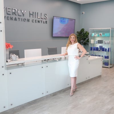 Beverly Hills Rejuvenation Center - Houston River Oaks