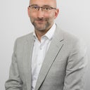 Adam Sierakowski, MBBS, FRCS(Plast)